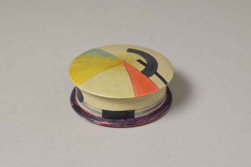 Powder box (ca. 1925) by Carl Wagner