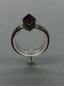 Ring thumbnail 1