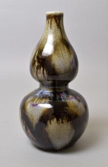 Vase thumbnail 1