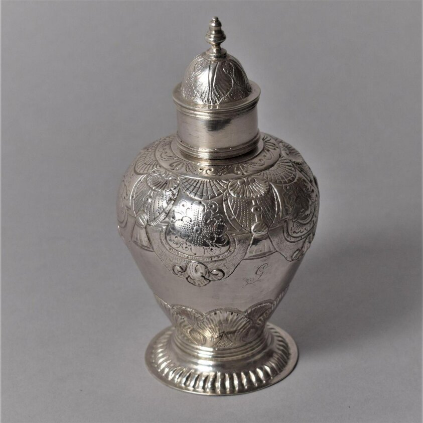 Tea caddy, one of a pair (1761) by Michel de Klerk