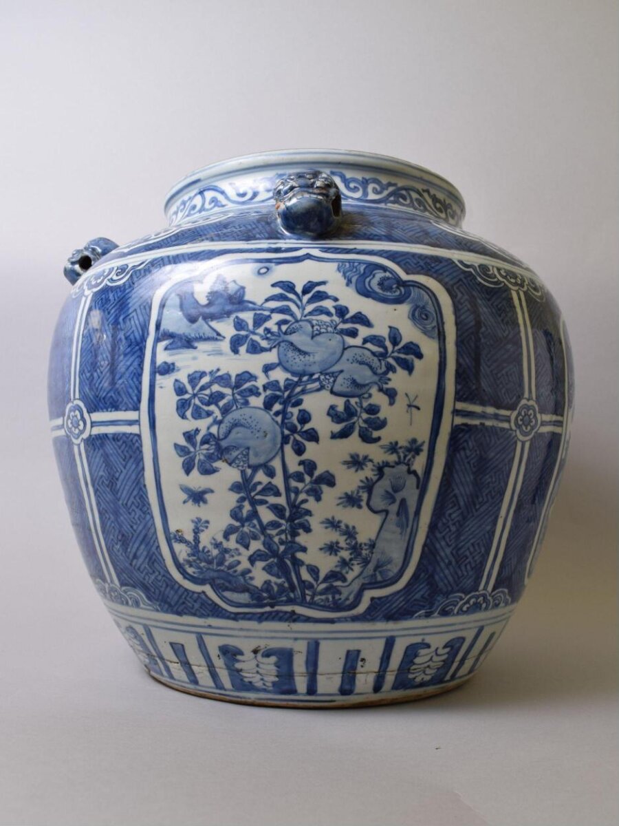 Jar, 1368-1644 · China