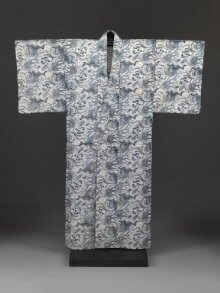 Kimono thumbnail 1