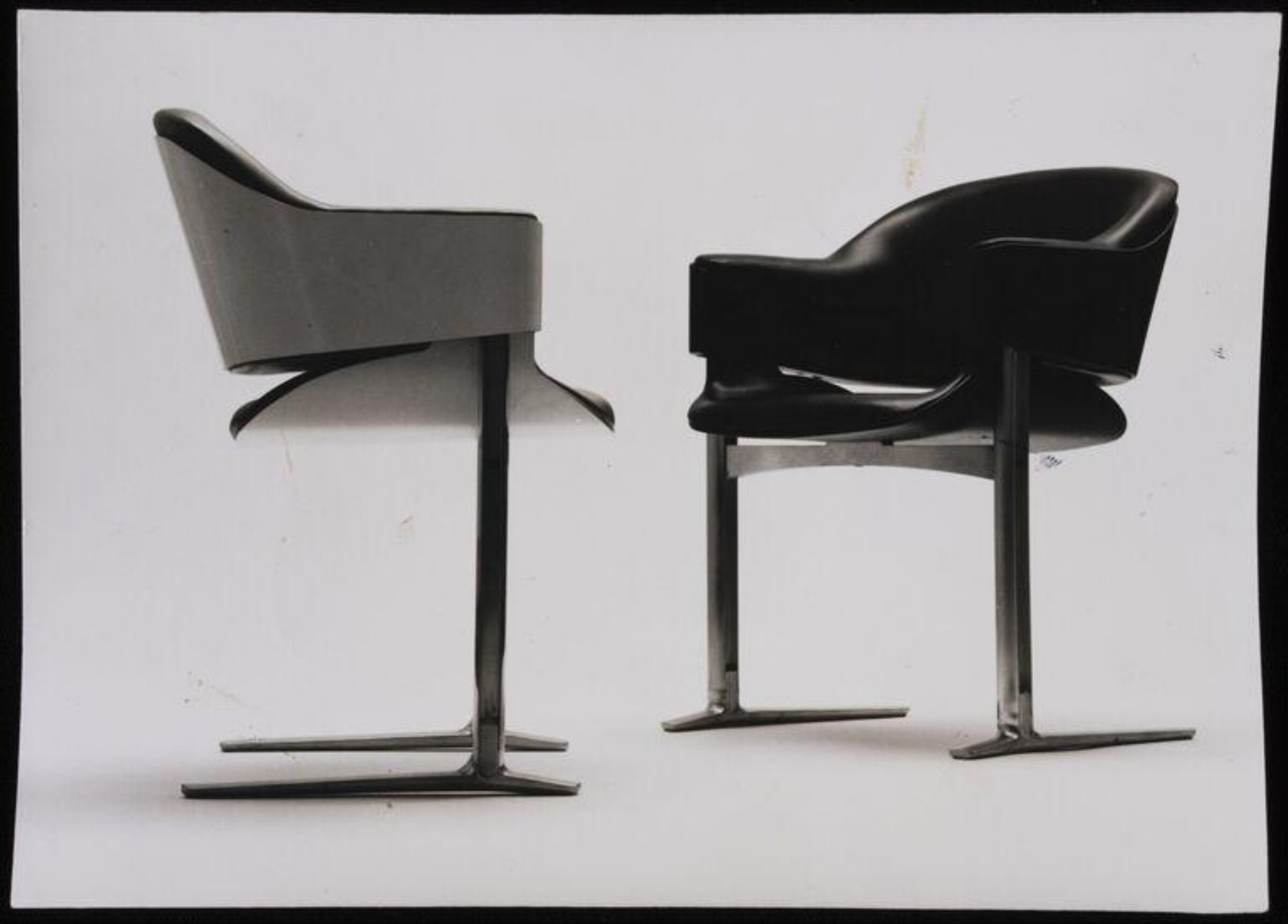 Design for QE2 chair, Robert Heritage, 1968