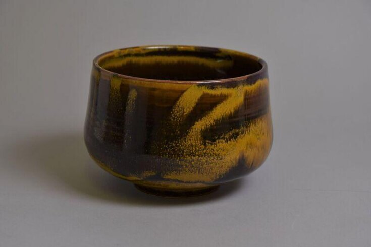 Tea Bowl top image