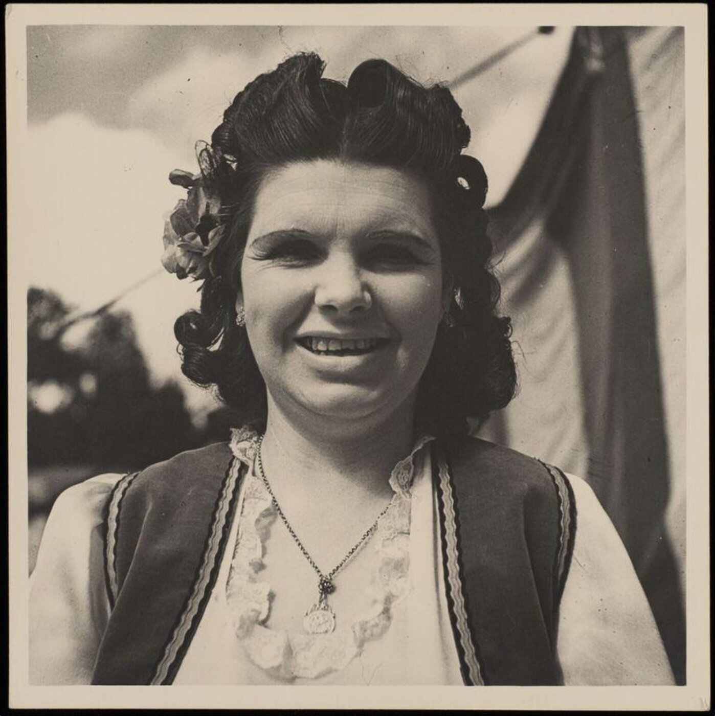Hinde, John Wilfrid, May Reco, circus member