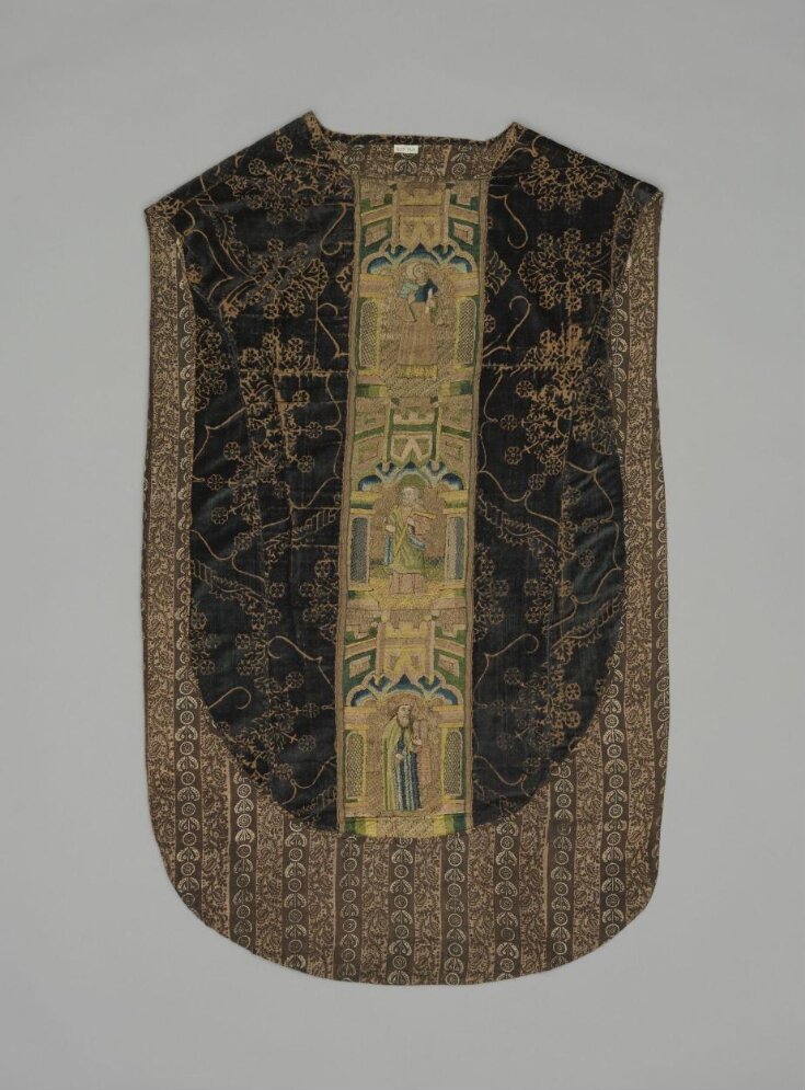 Chasuble top image