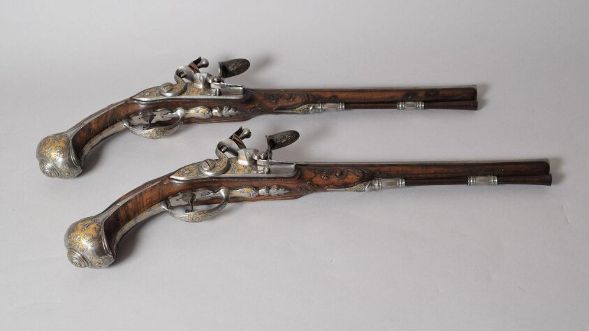 Pair of pistols (1700-1725) by Carel Jacobus Behr