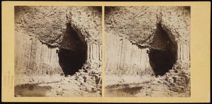Stereoscopic photograph of Fingal's Cave on Staffa  top image