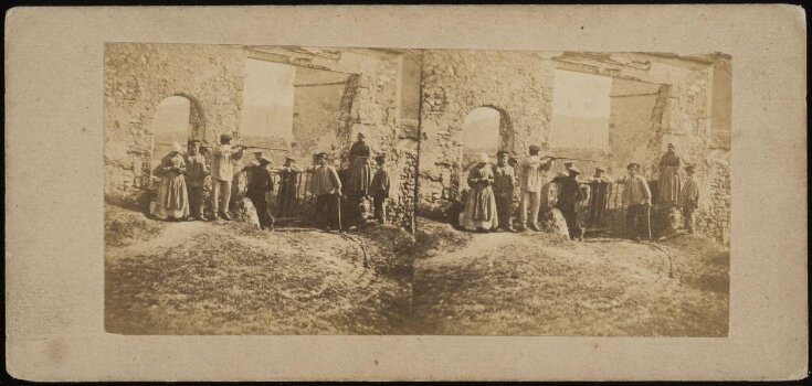Stereoscopic photograph depicting figures in a hunting scene image