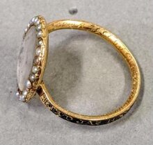 Ring thumbnail 1