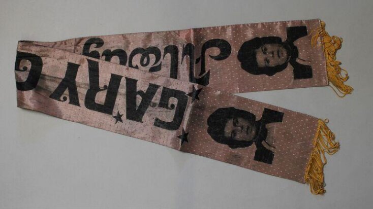 Gary Glitter scarf top image