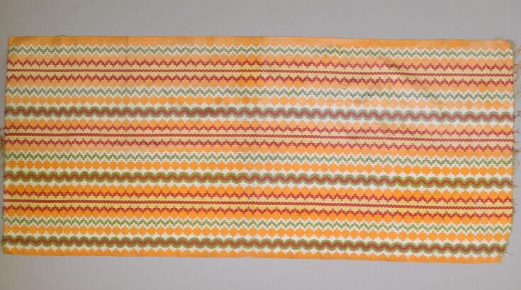 Silk Acheik-Luntaya Textile top image