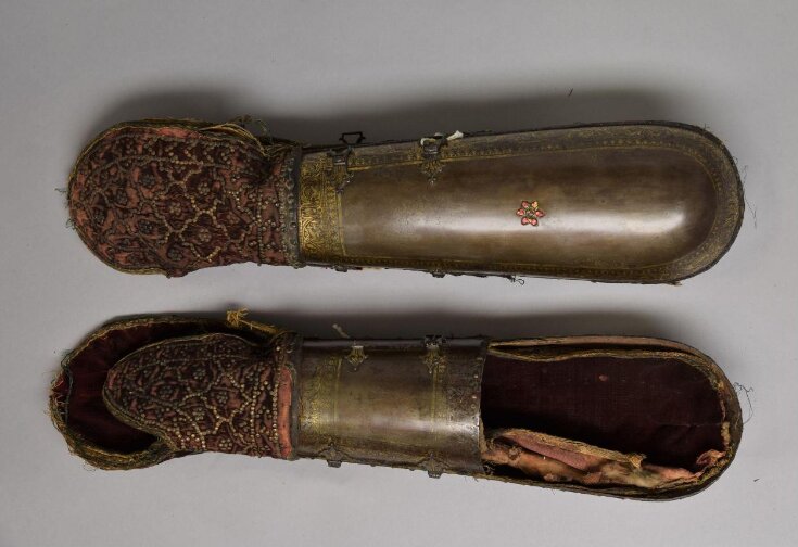 Pair of Armguards top image