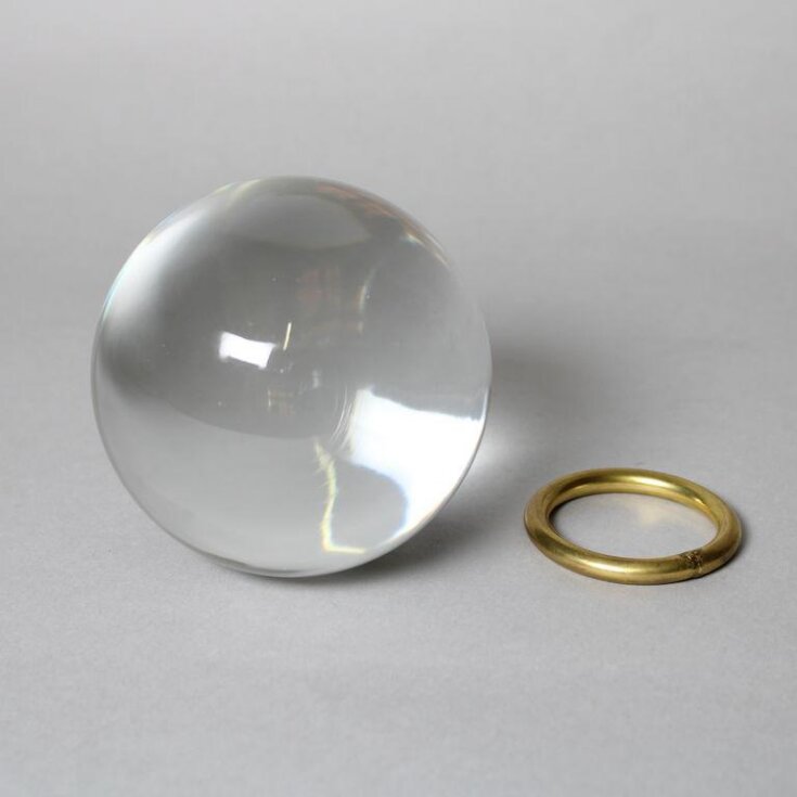 Magician's crystal ball top image