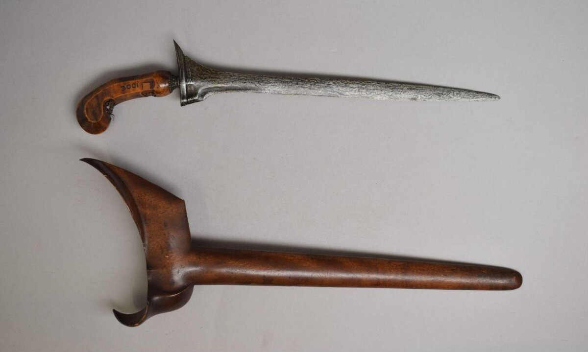 Dagger and sheath, Unknown · Singapore