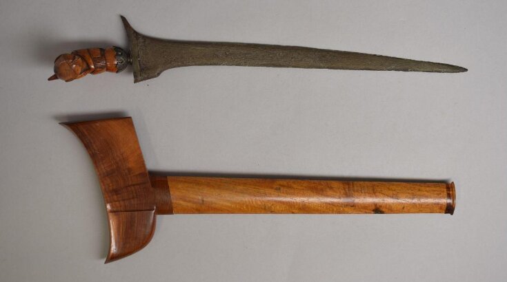 Dagger and Sheath top image