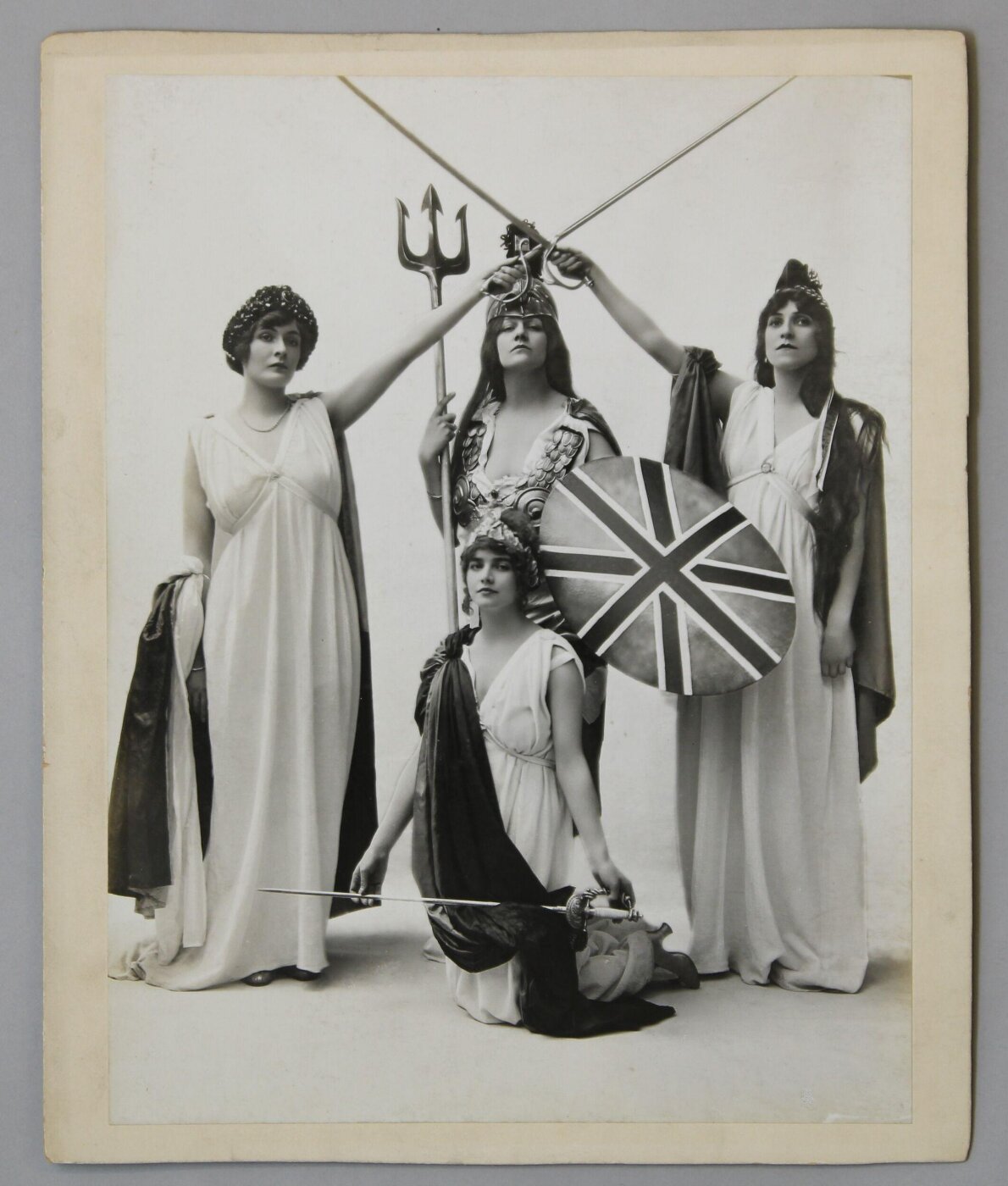 Unknown, Britannia's Realm
