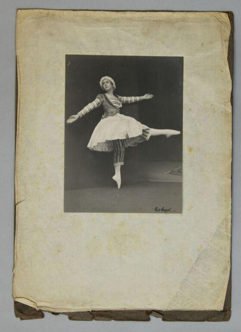 Hoppé, Emil Otto, Petrushka