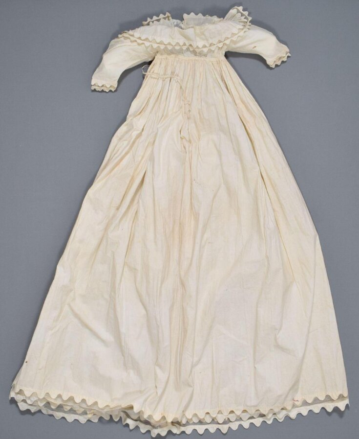 Christening Robe & Bonnet 191 - 12 Months Only main image 0