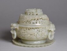 Lidded Bowl and Tray thumbnail 1