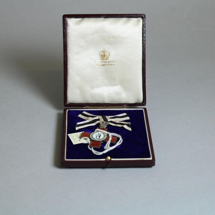 Order of Mercy medal top image