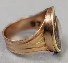 Ring thumbnail 1