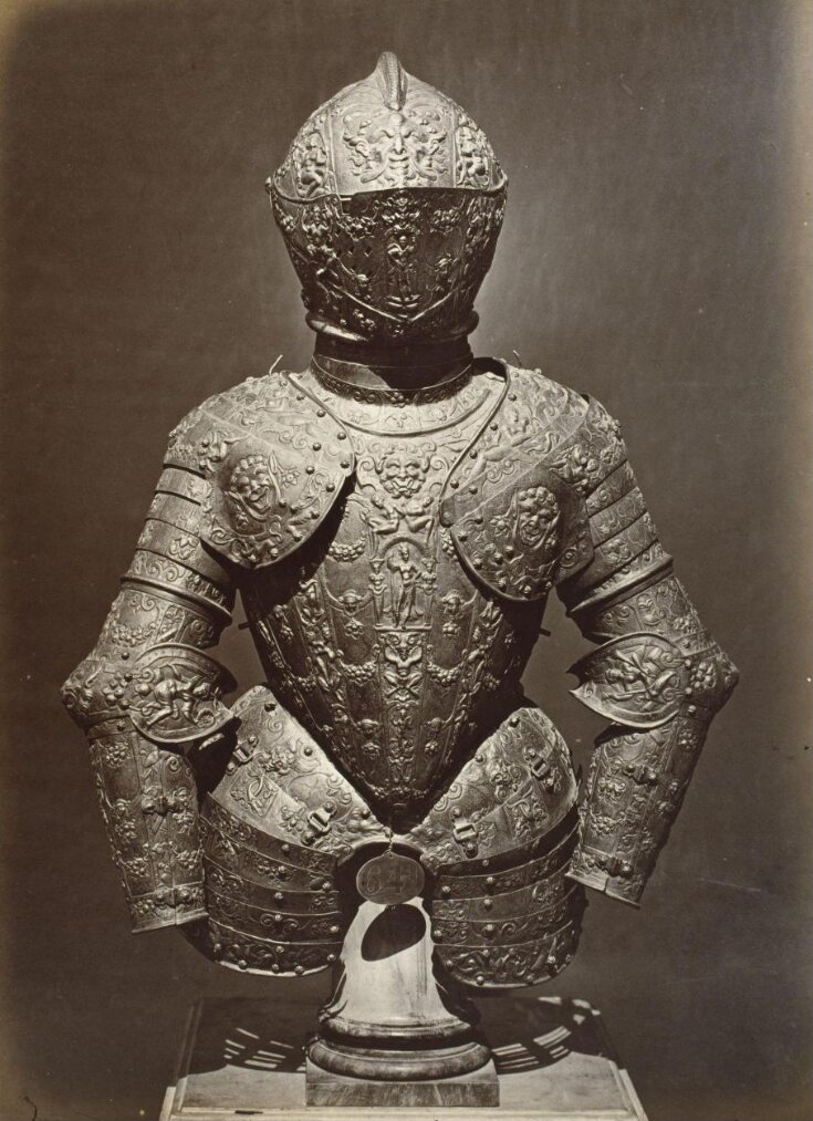 Armour of the young Philip III top image