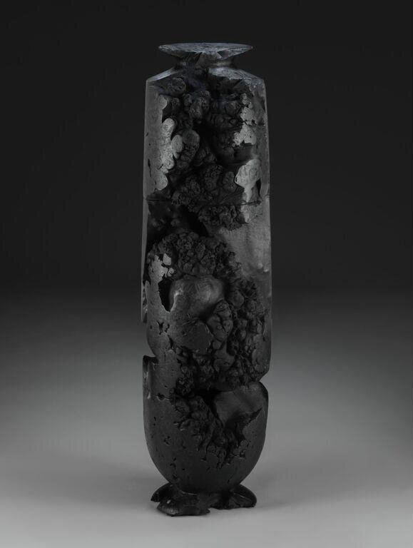 Echoes of Amphora: Column Vessel I/20 at the Victoria and Albert Museum