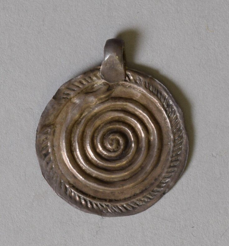 Pendant Amulet top image