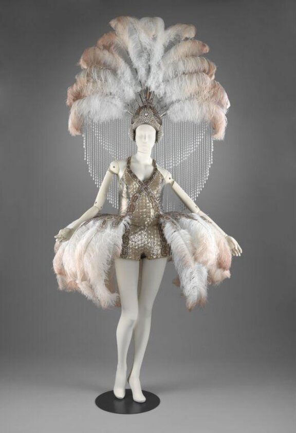 Theatre costume — Mortimer, Vicki — 2017