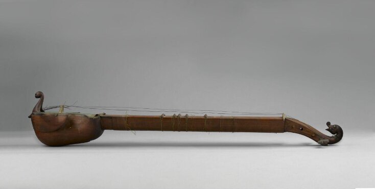 Which instrument listed below is an example of store a chordophone