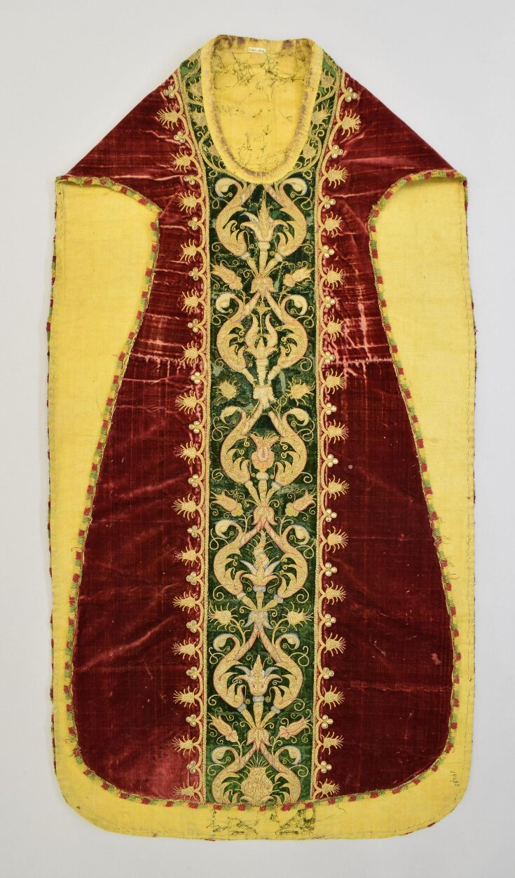 Chasuble top image