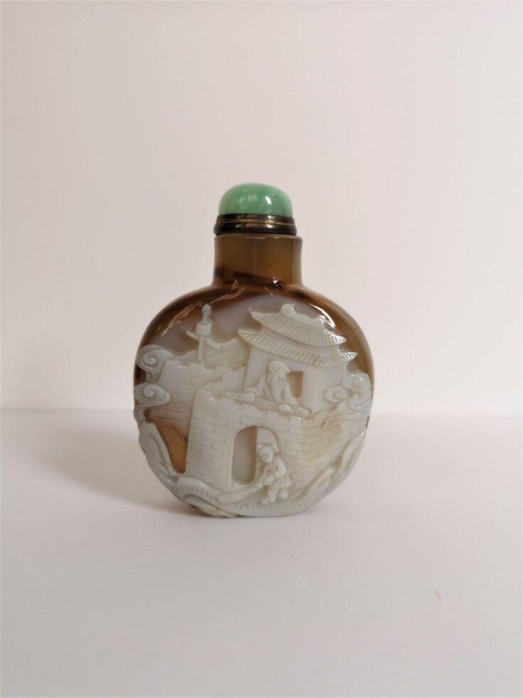 Snuff Bottle top image