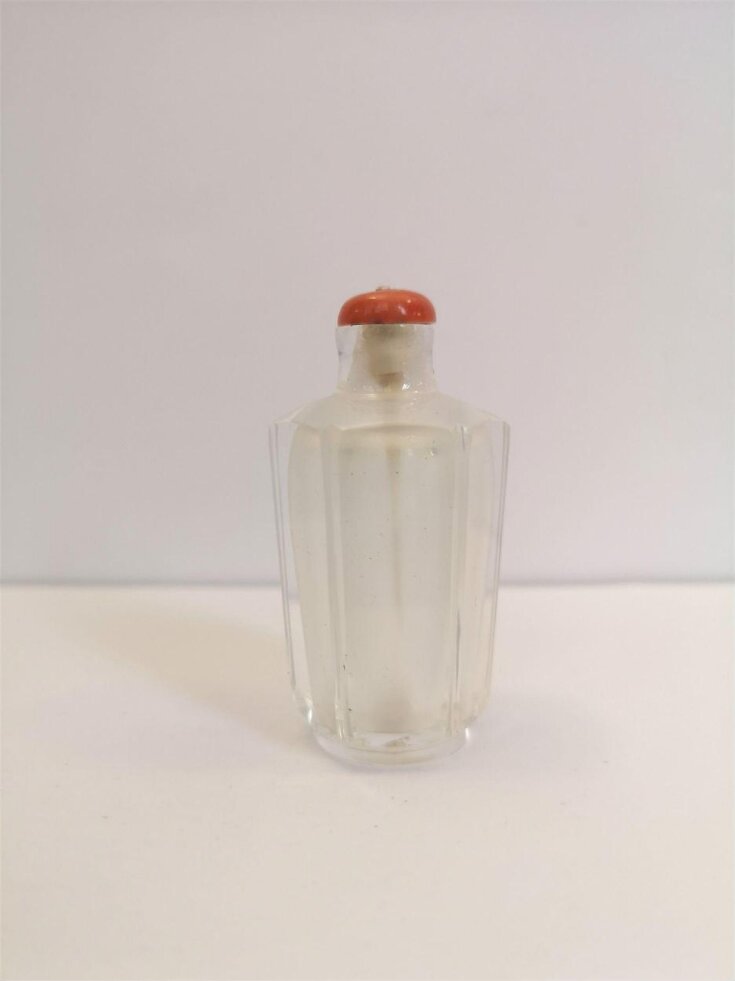 Snuff Bottle top image