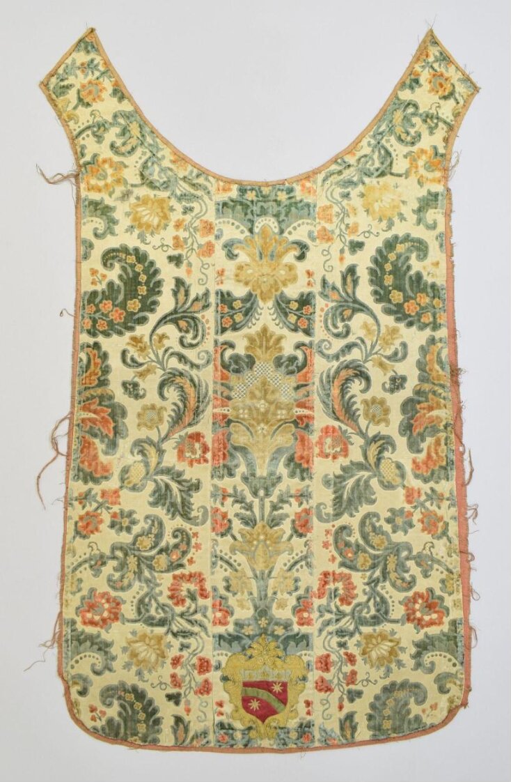 Chasuble top image