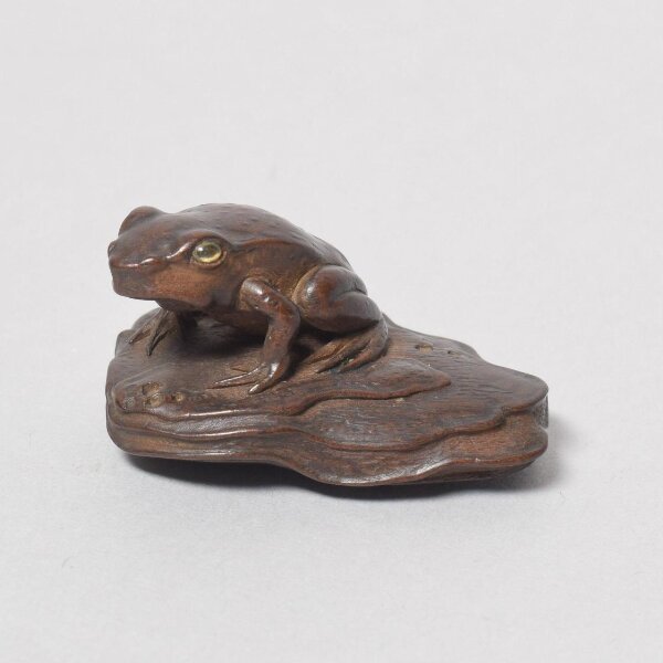 Netsuke | V&A Explore The Collections