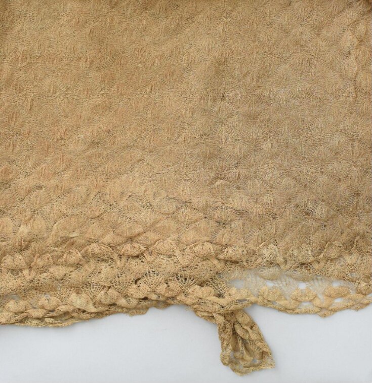 Shawl top image