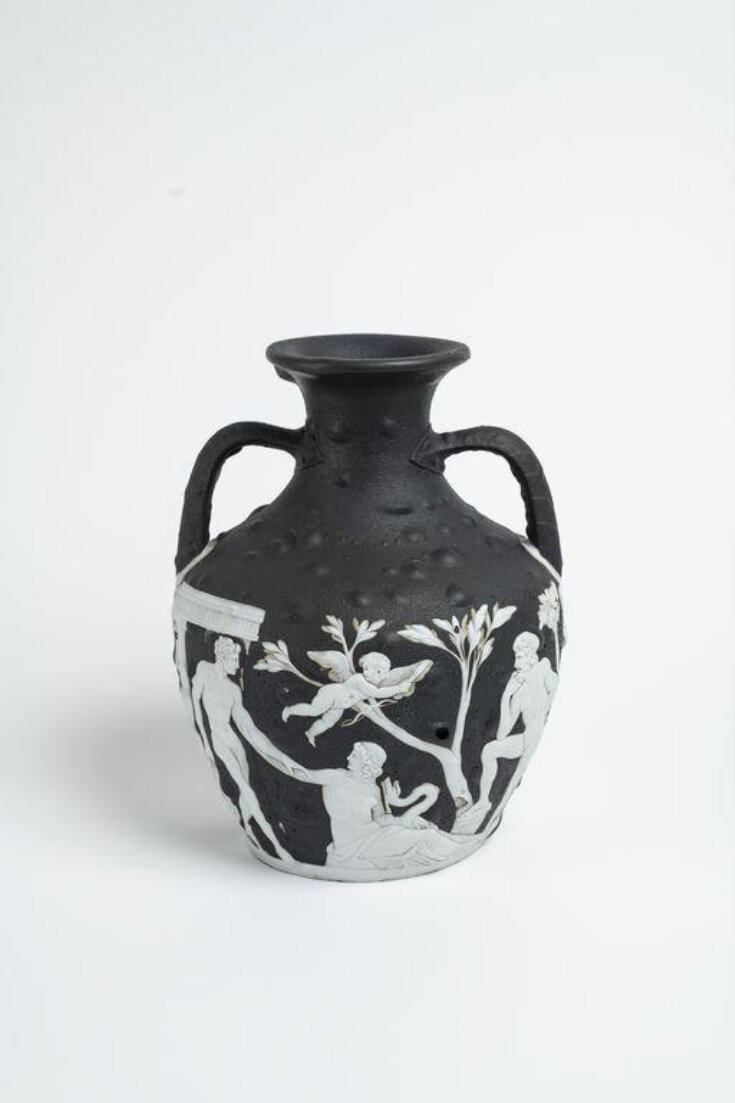 Portland Vase top image