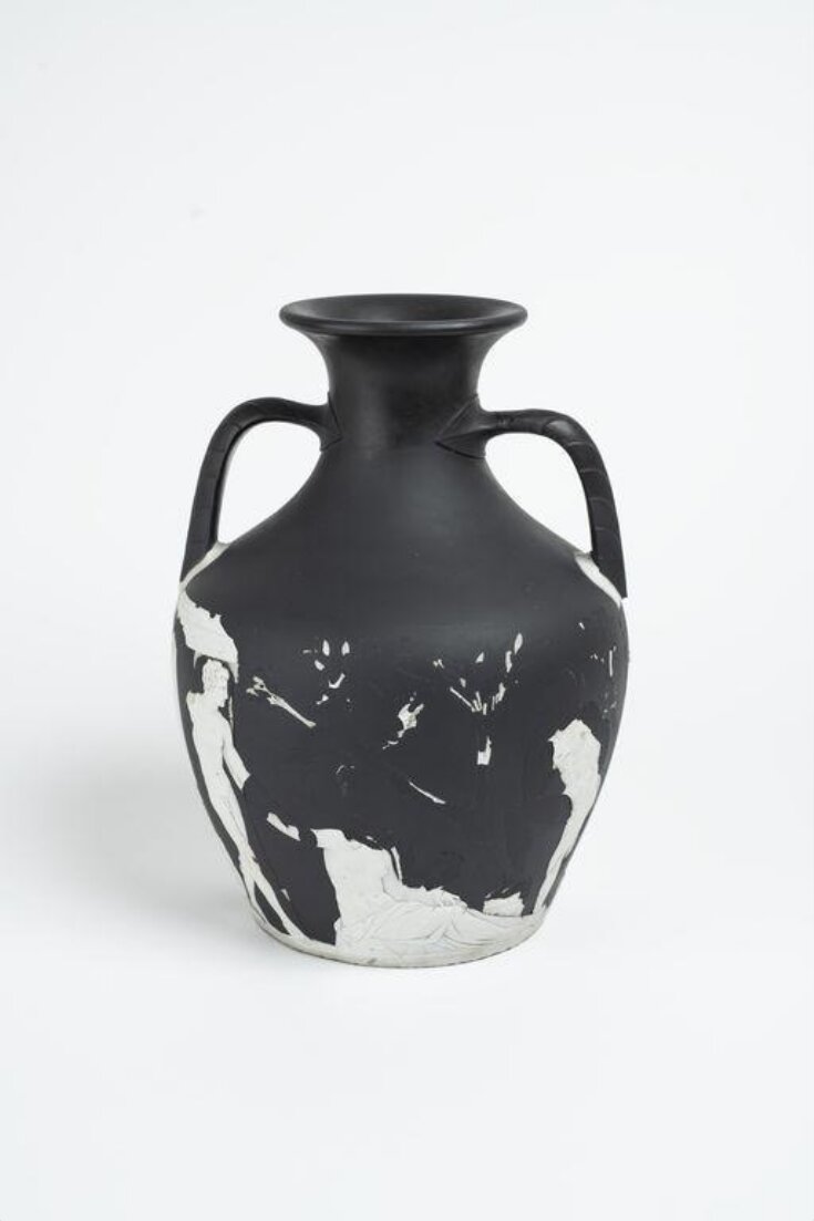 Portland Vase top image