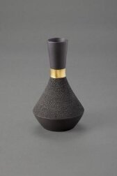 Vase thumbnail 2