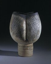 Vase thumbnail 2