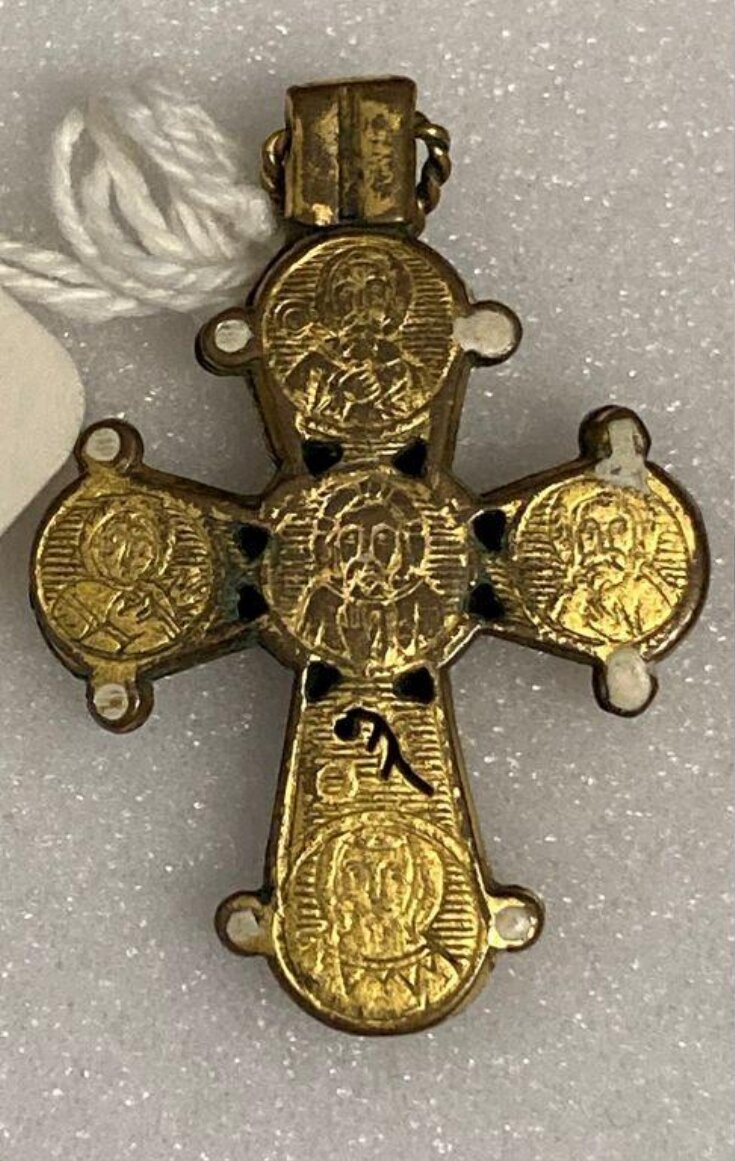 Pendant Cross top image