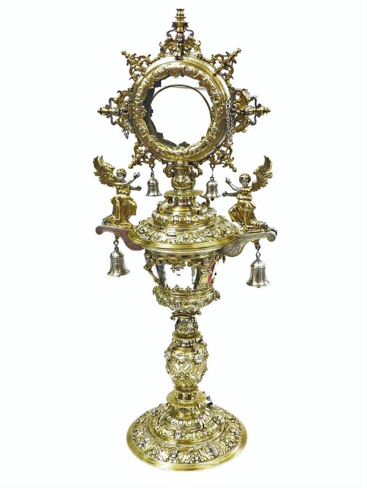 Combined Chalice and Monstrance. top image
