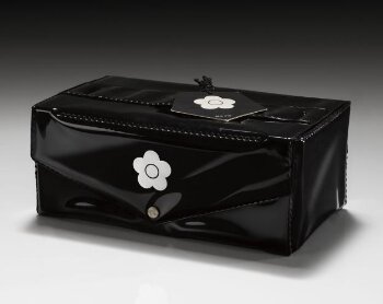 'Overnighter' cosmetics case