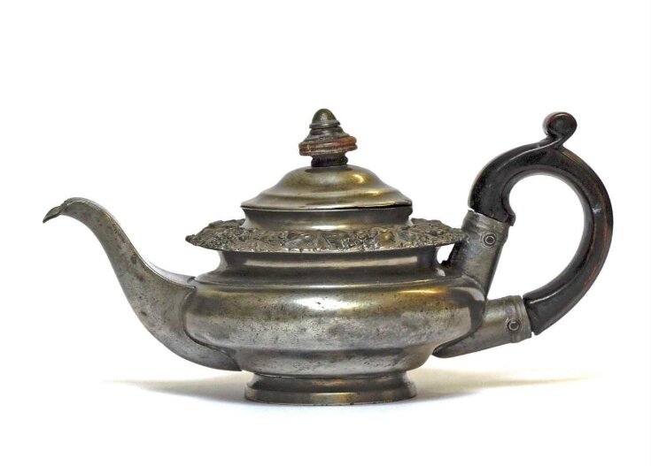 Teapot top image