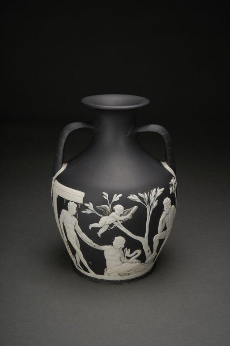 Portland Vase top image