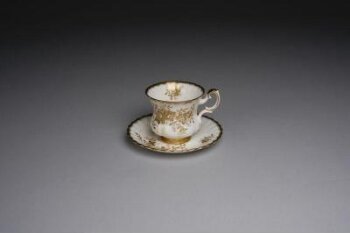 Antoinette' Coffee Cup and saucer