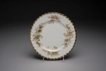 Antoinette' Plate