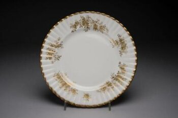 Antoinette' Dinner Plate