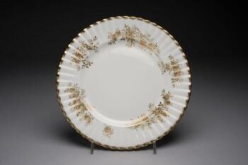 Antoinette' Dinner Plate